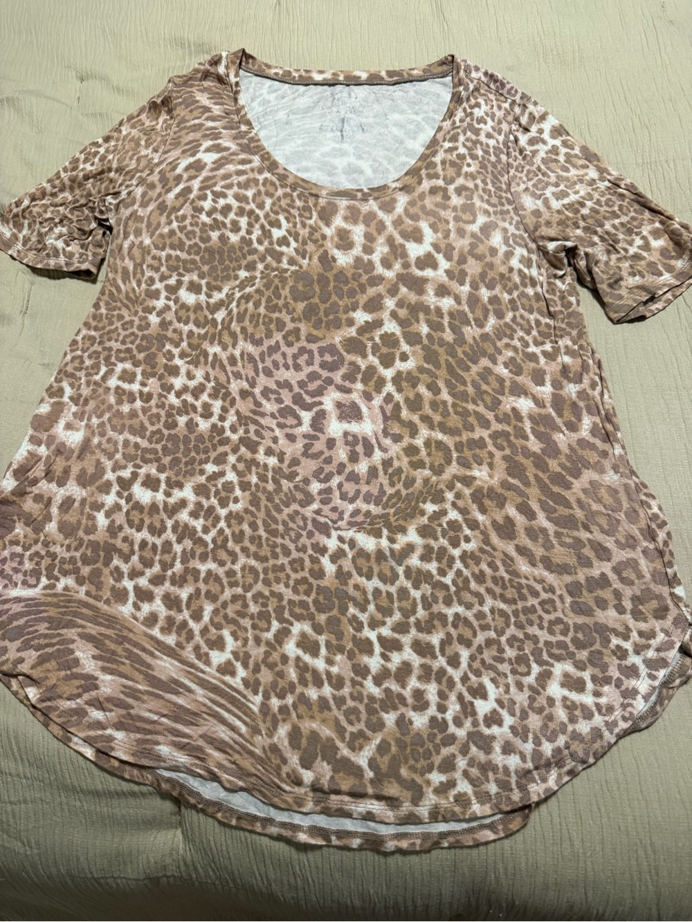Maurices Leopard Print Scoop Neck Women’s Top - Tan/Mauve